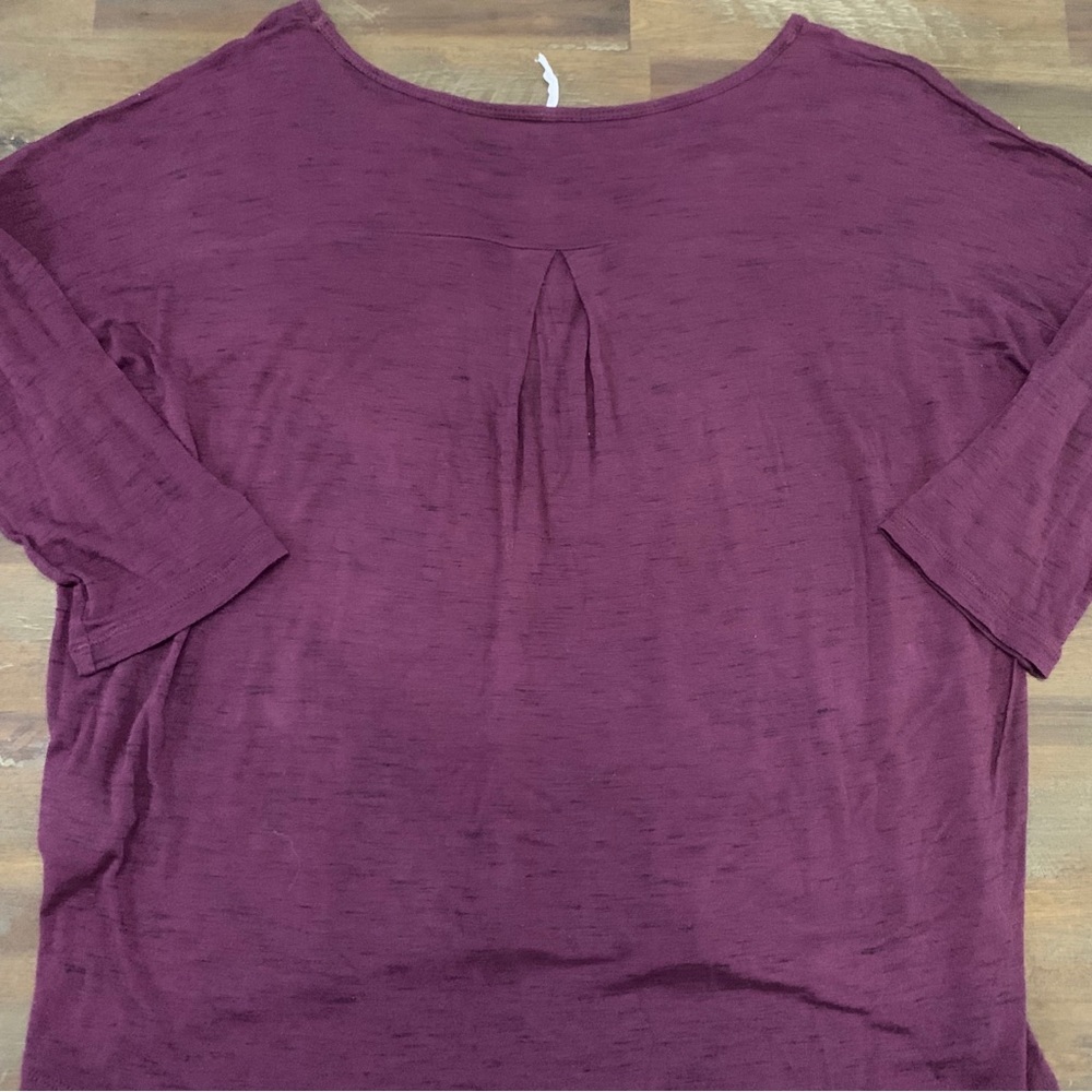 ✅ Ideology heathered maroon half sleeve lightweight workout shirt loose fit - Picture 9 of 9